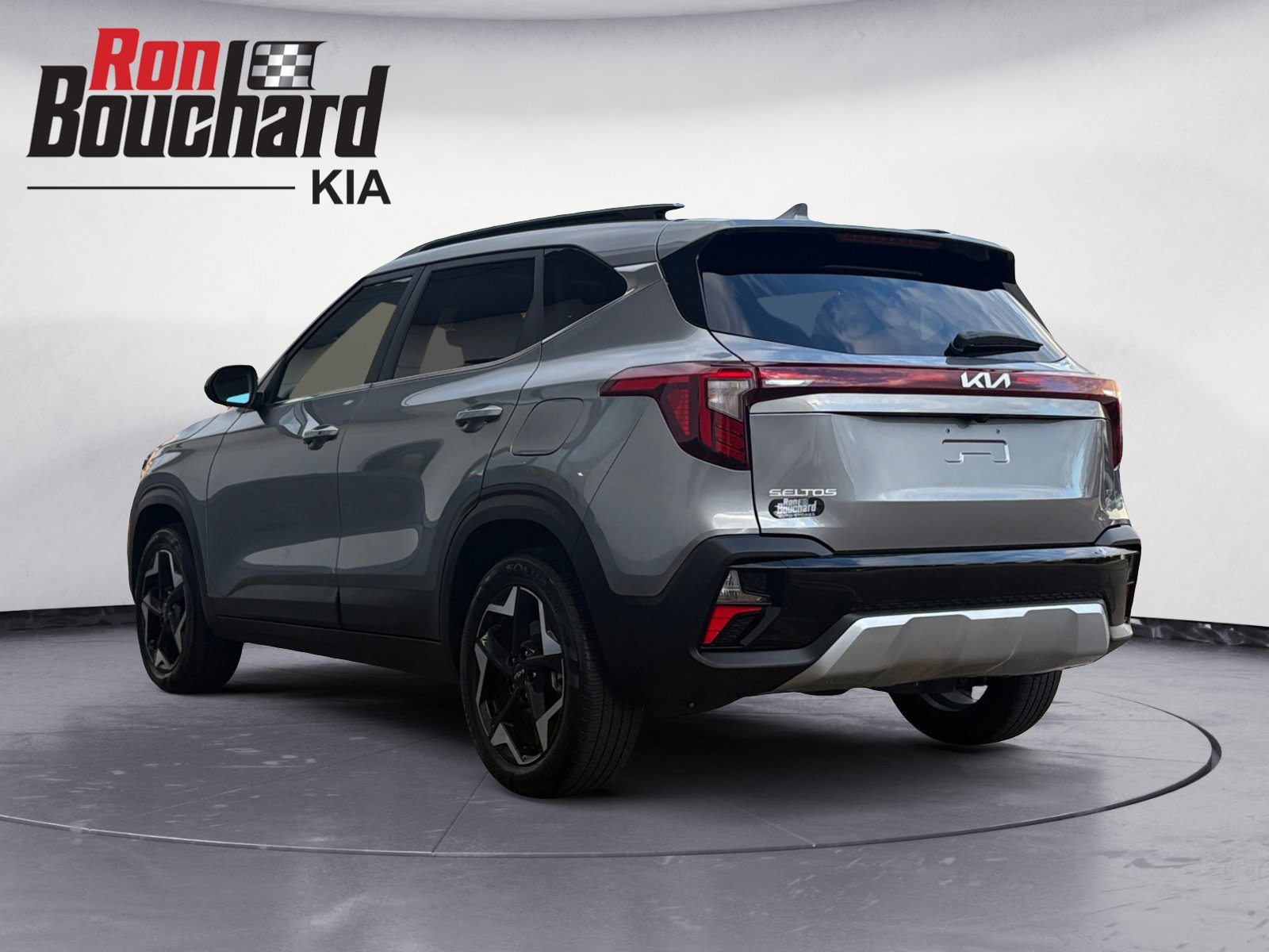 2024 Kia Seltos EX photo 3