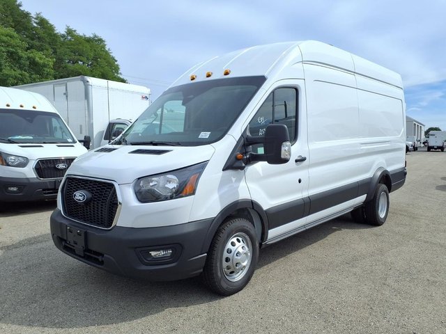 2027 Ford Transit-250 Base
