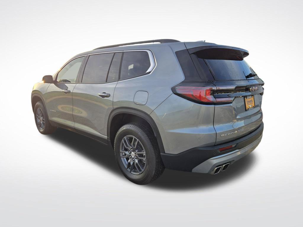 Used 2025 Silver GMC Elevation image 5