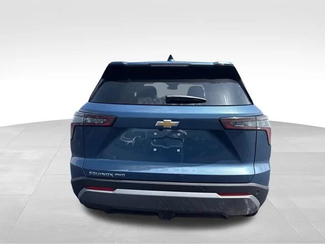 New 2027 Lakeshore Blue Metallic Chevrolet LT image 4