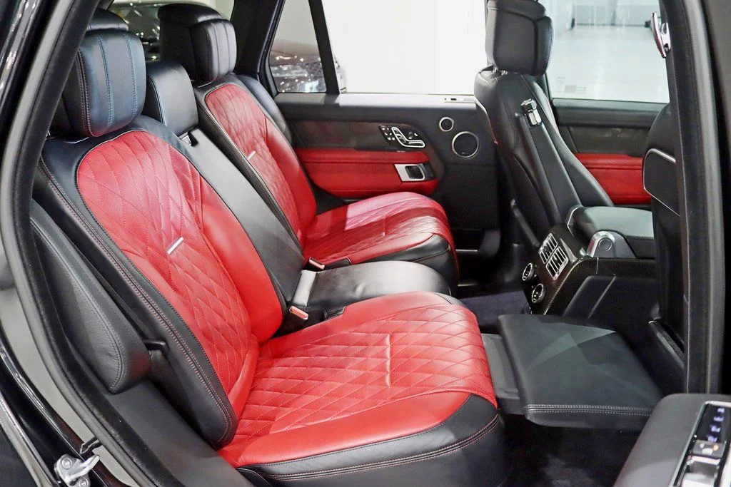 Used 2021  Land Rover SVAutobiography image 35