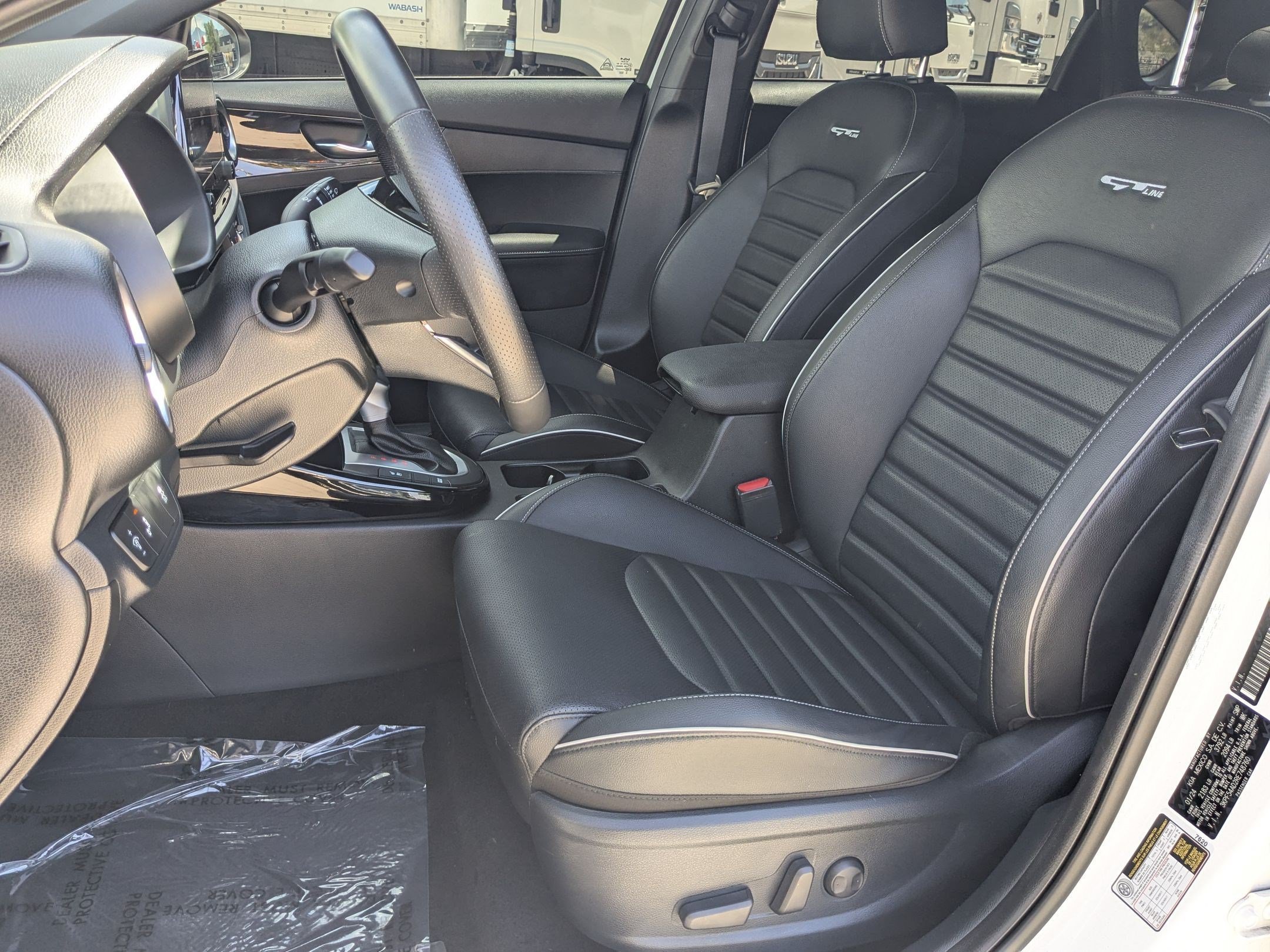 Used 2024 White Kia GT-Line image 15
