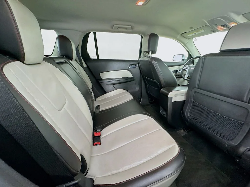 Used 2013 Quicksilver Metallic GMC SLT-1 image 31