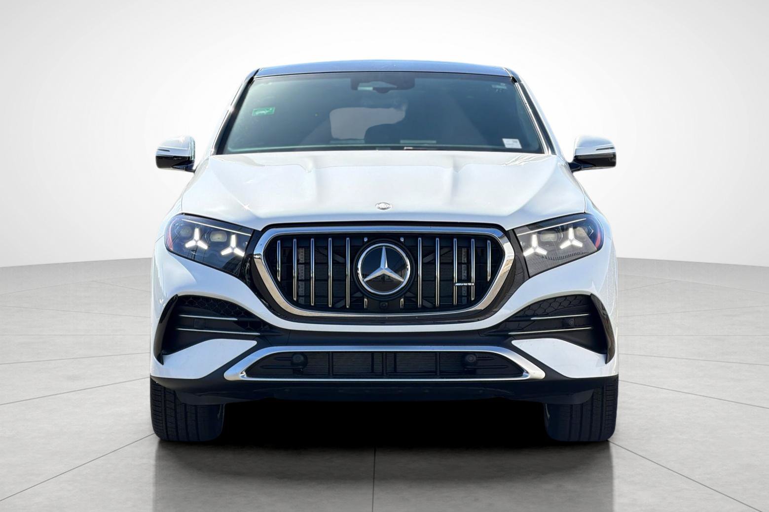 New 2027 Polar White Mercedes-Benz AMG® GLE 53e image 9