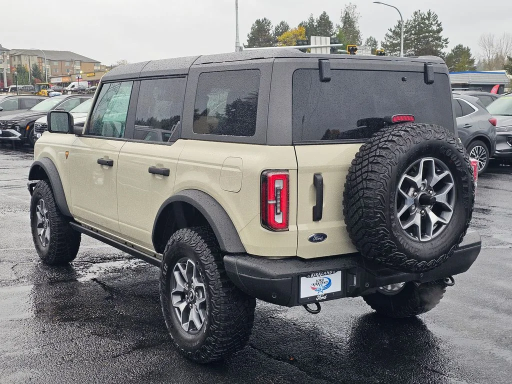 New 2025 Beige Ford Badlands image 5