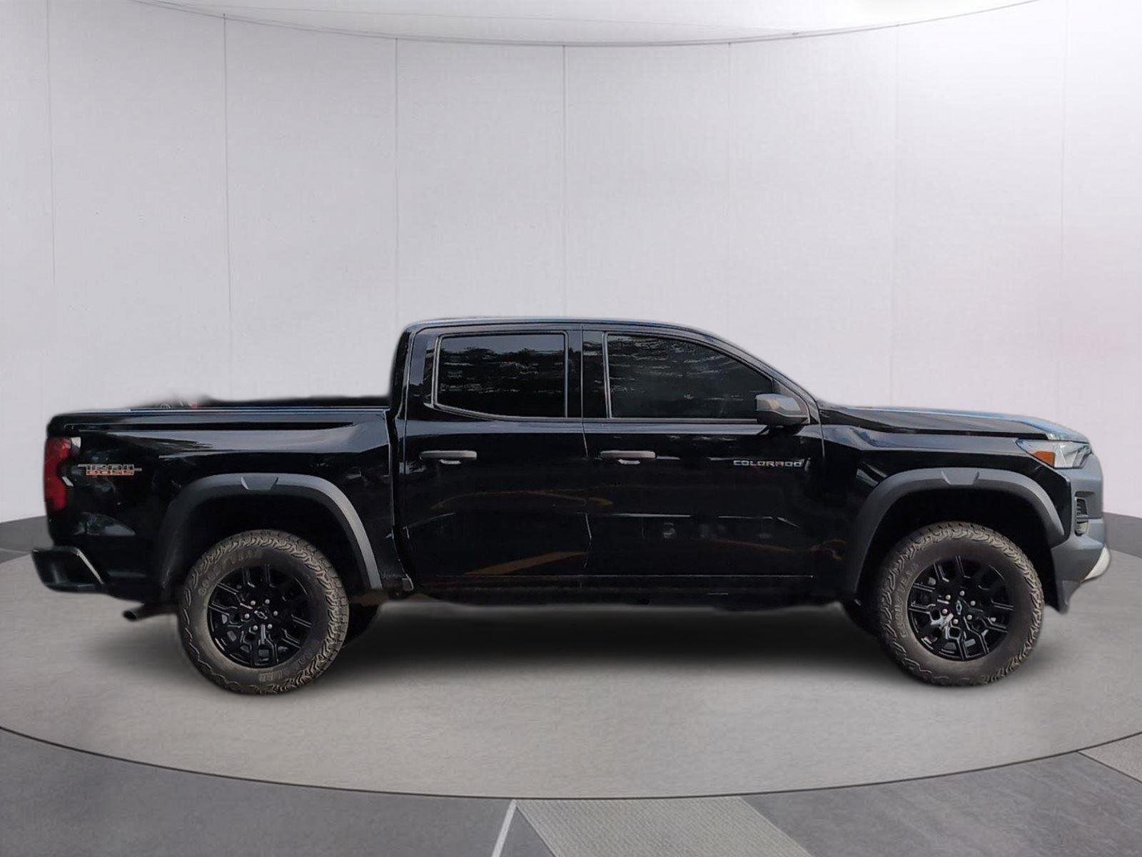 Used 2023 Black Chevrolet Trail Boss image 7