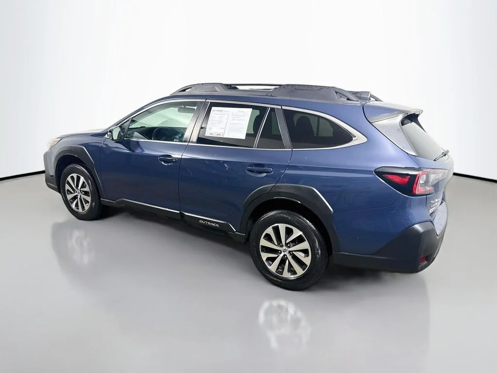 Used 2023 Cosmic Blue Pearl Subaru Premium image 5