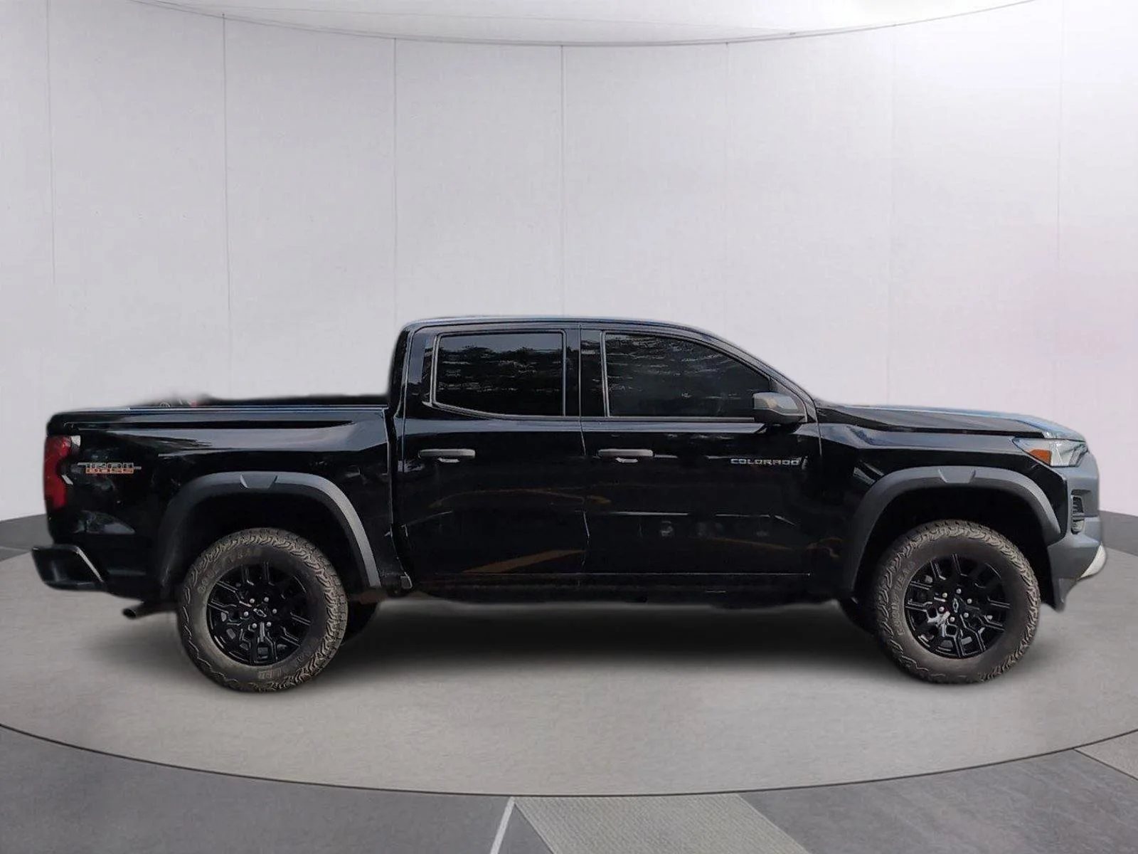 Used 2023 Black Chevrolet Trail Boss image 7