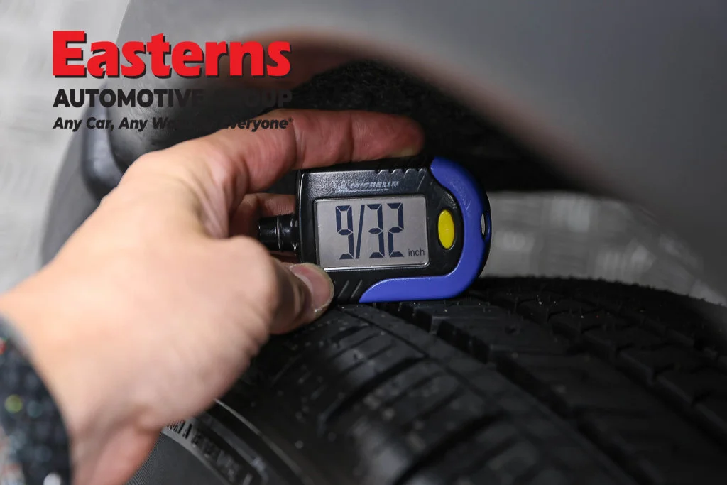 Used 2023 Gray Nissan SV image 29