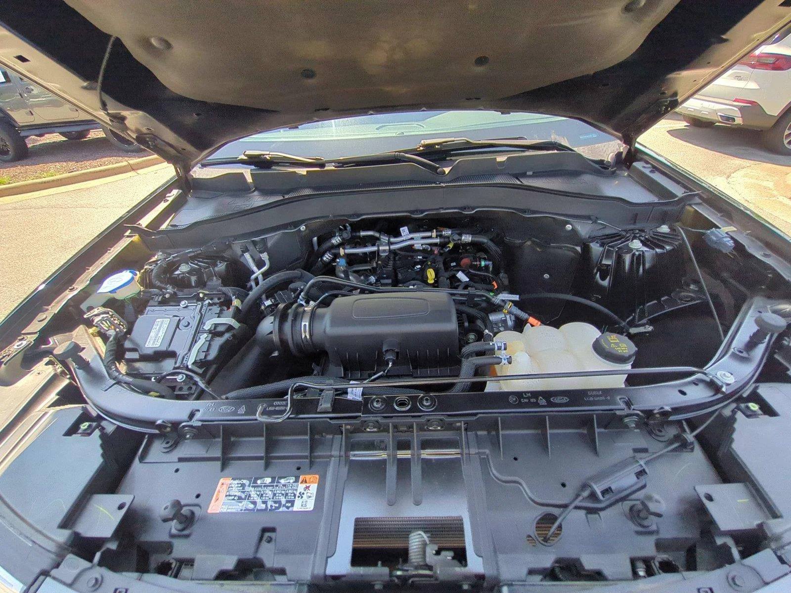 Used 2023 Agate Black Ford XLT image 40