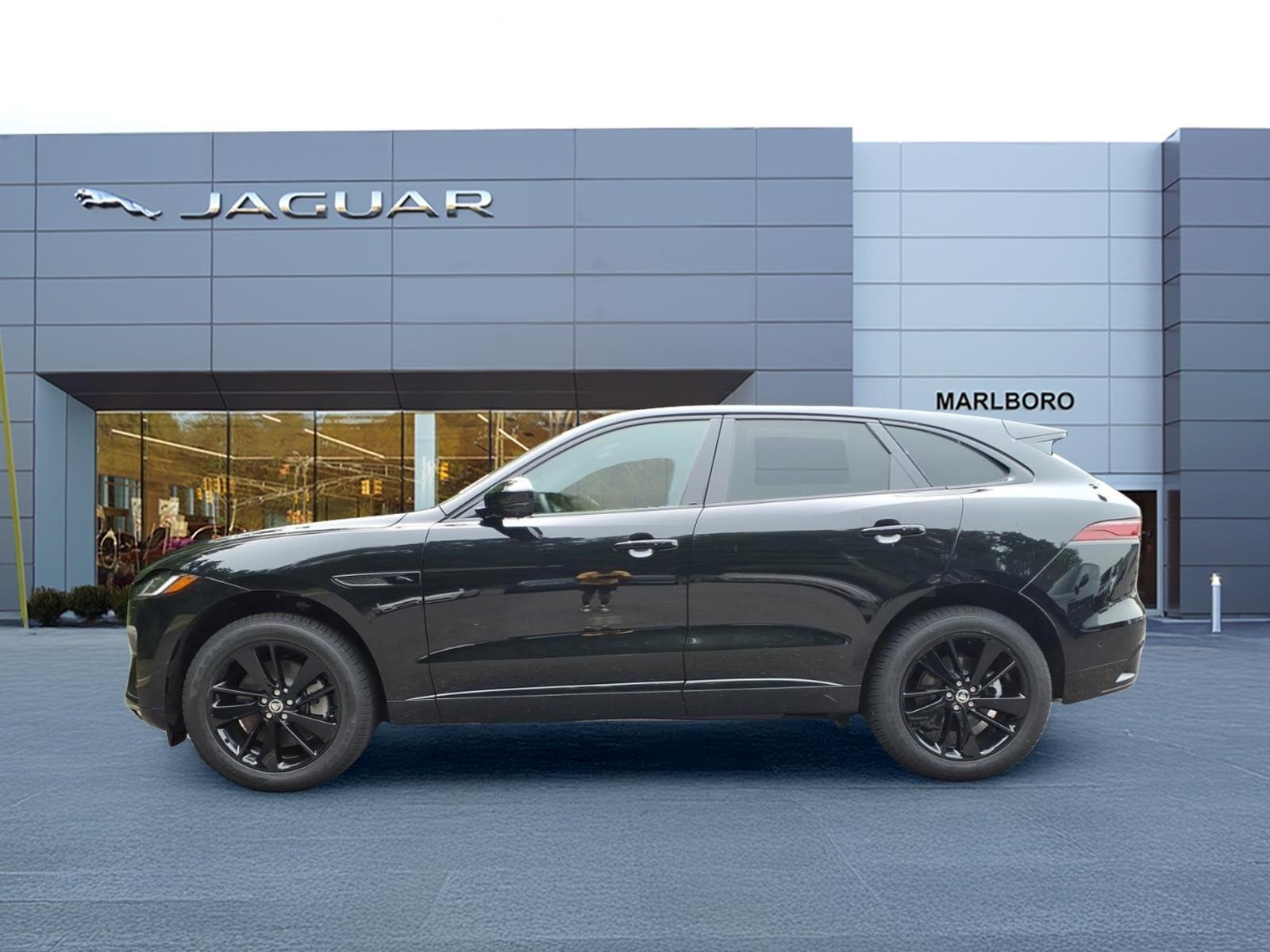 New 2026 Santorini Black Jaguar P250 R-Dynamic S image 6