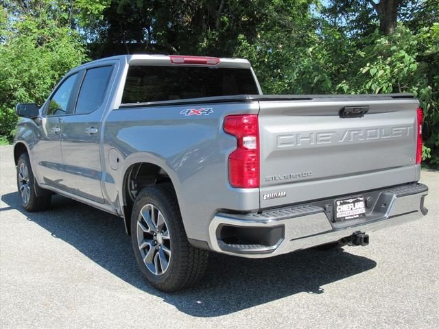 Used 2024 Gray Chevrolet LT image 5