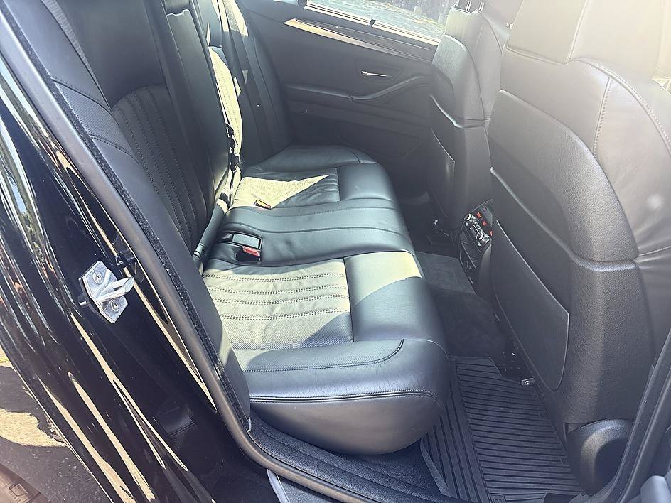 Used 2015 Black Sapphire Metallic BMW Base image 21