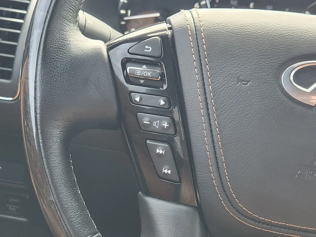 Used 2022 Beige INFINITI Sensory image 33