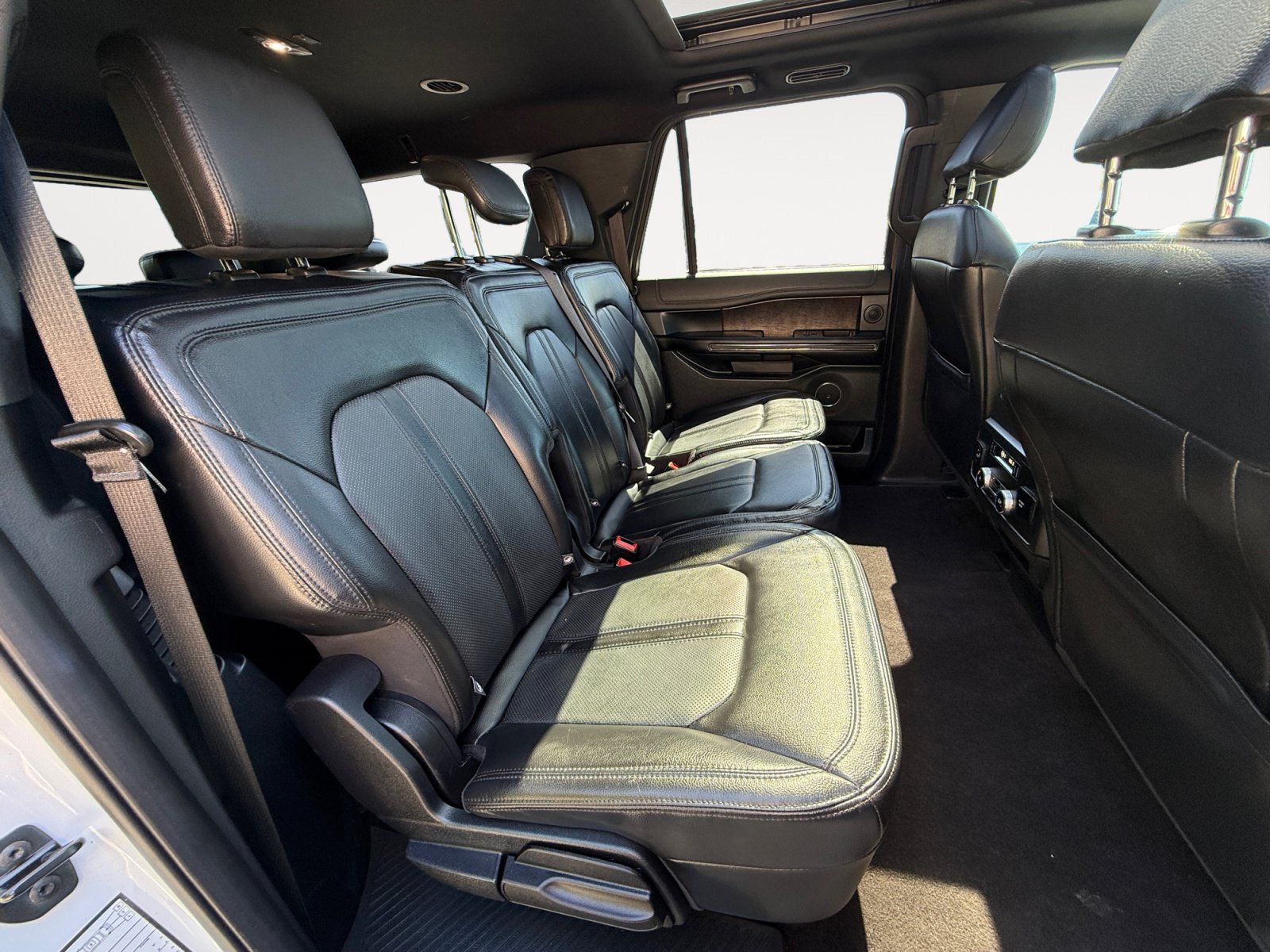 Used 2021 Oxford White Ford Limited image 18