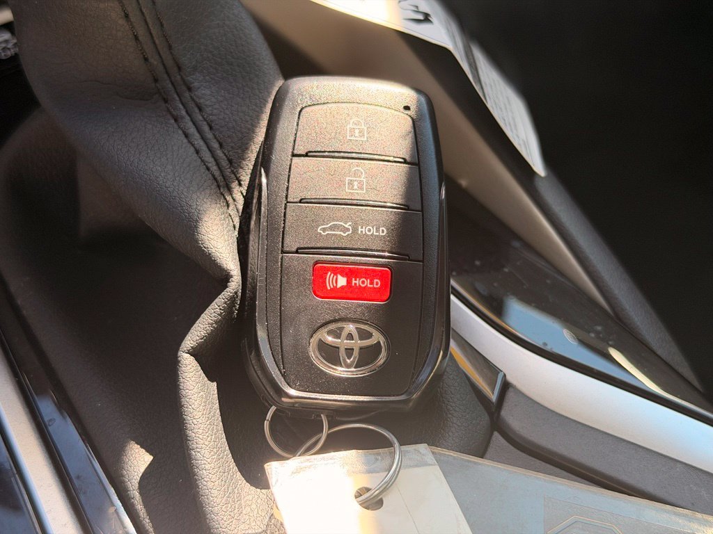 Used 2026  Toyota LE image 31