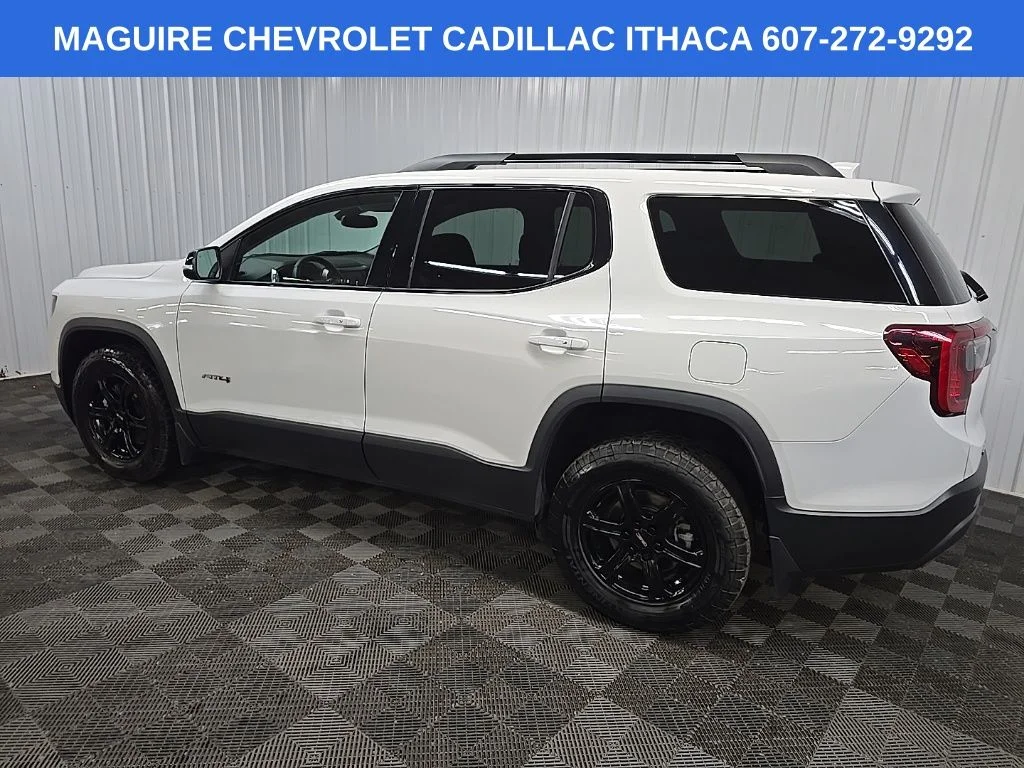 Used 2023 White GMC AT4 image 4