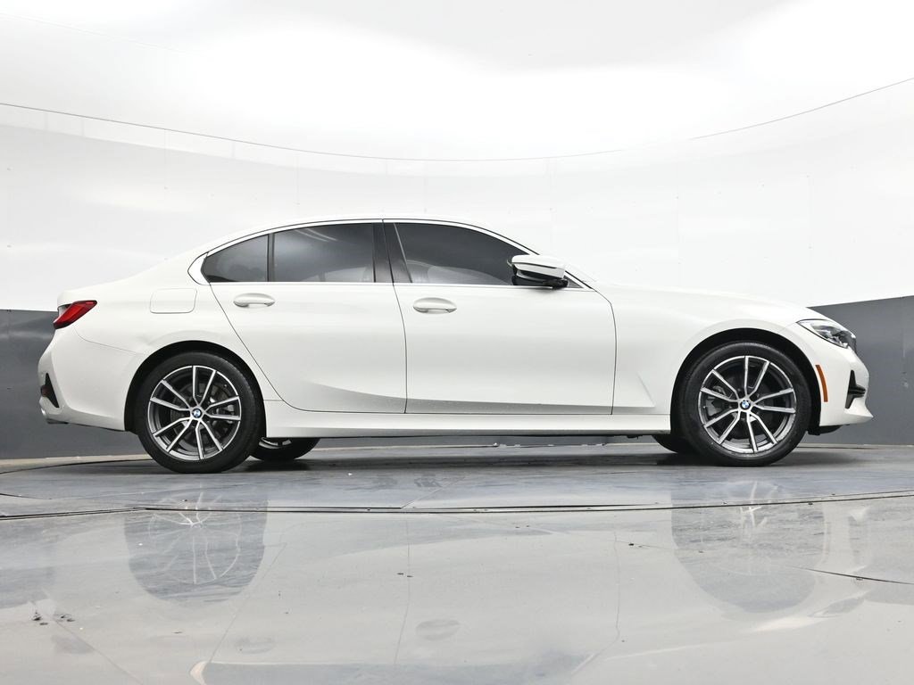Used 2019 Alpine White BMW 330i xDrive image 18