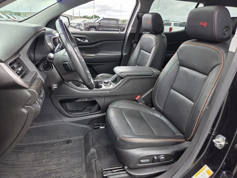 Used 2022 Ebony Twilight Metallic GMC AWD 4DR AT4 image 9
