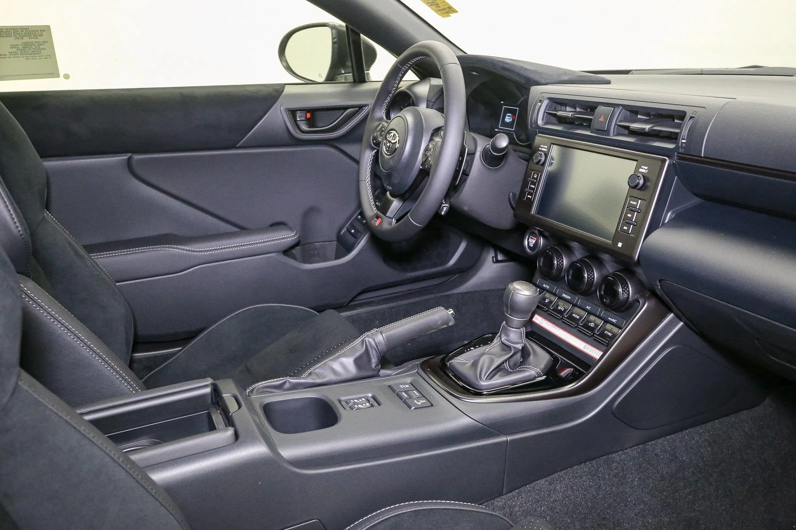 New 2027 Pavement Toyota Premium AT image 13