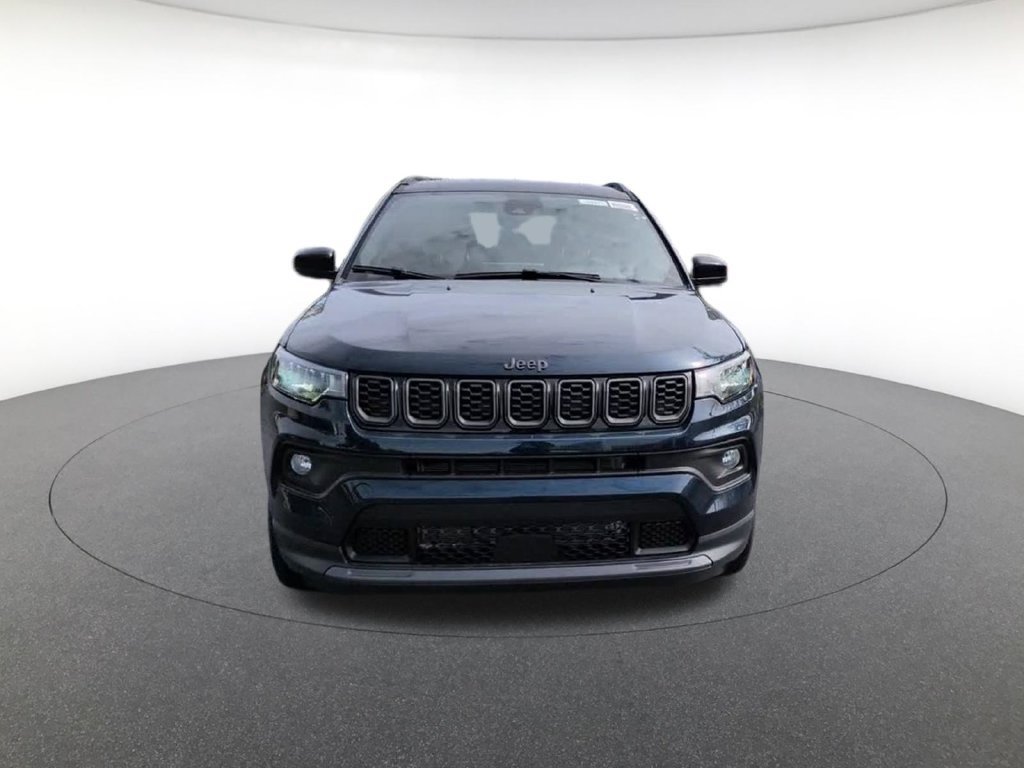 New 2026 Fathom Blue Pearl-Coat Exterior Paint Jeep Latitude image 2