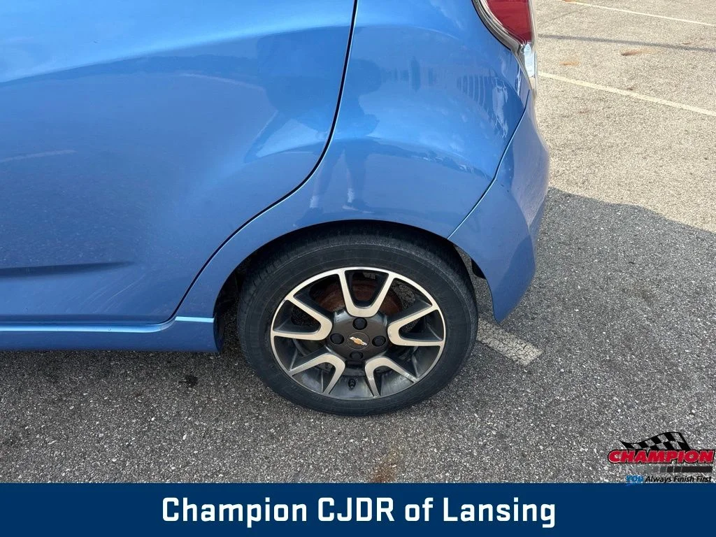 Used 2014 Blue Chevrolet 2LT image 28