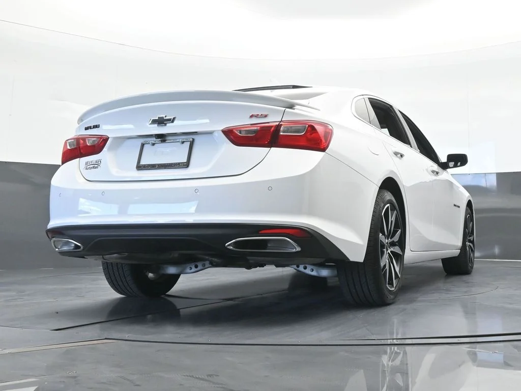 Used 2024 Summit White Chevrolet RS image 52