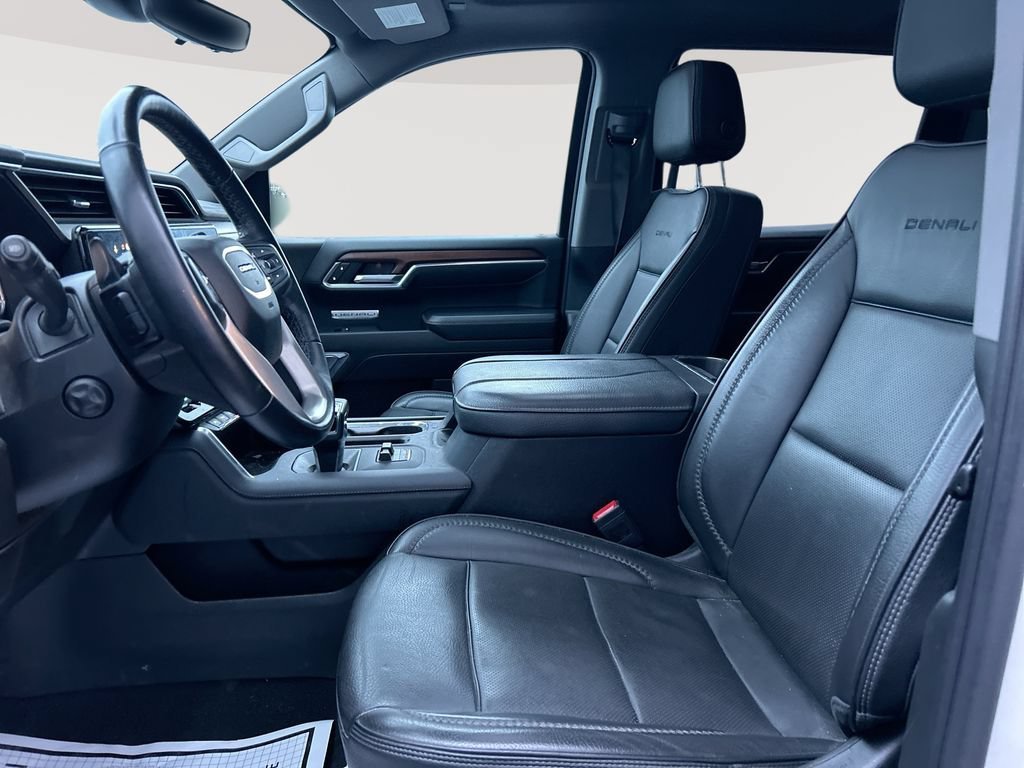 Used 2023 WHITE FROST TRICOAT GMC Denali image 23