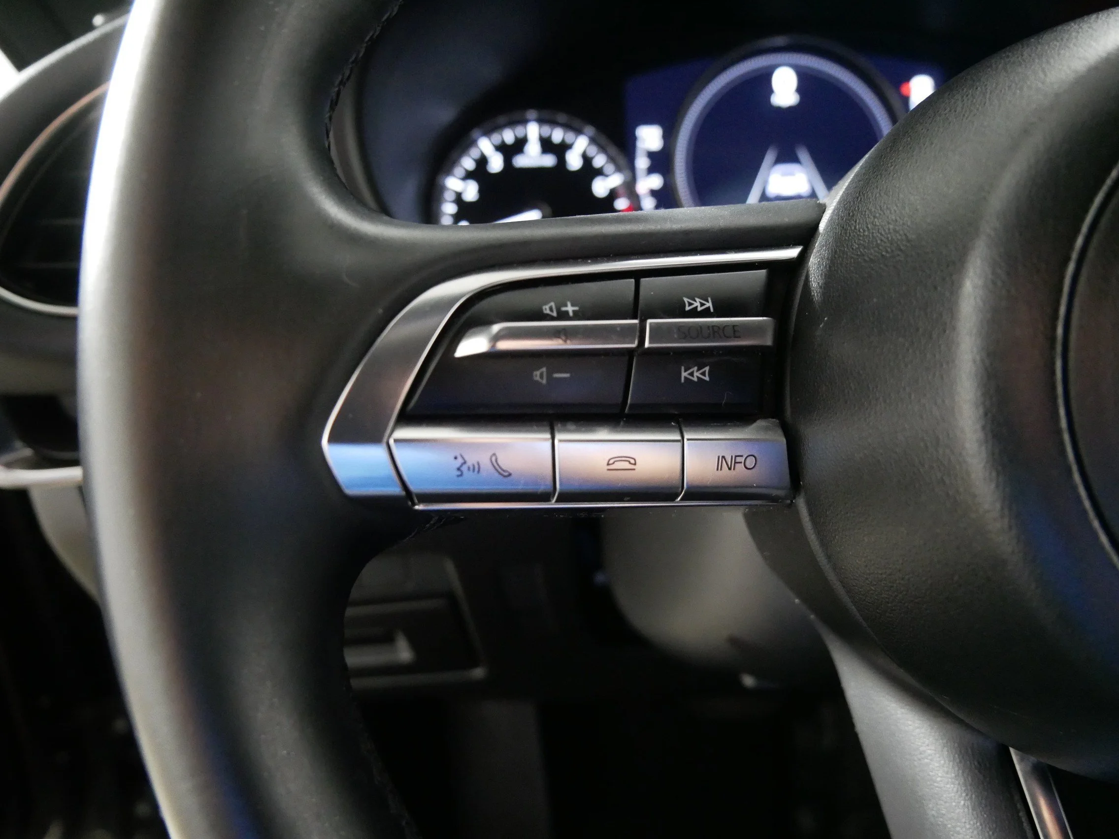Used 2019 Machine Gray Metallic Mazda  image 27