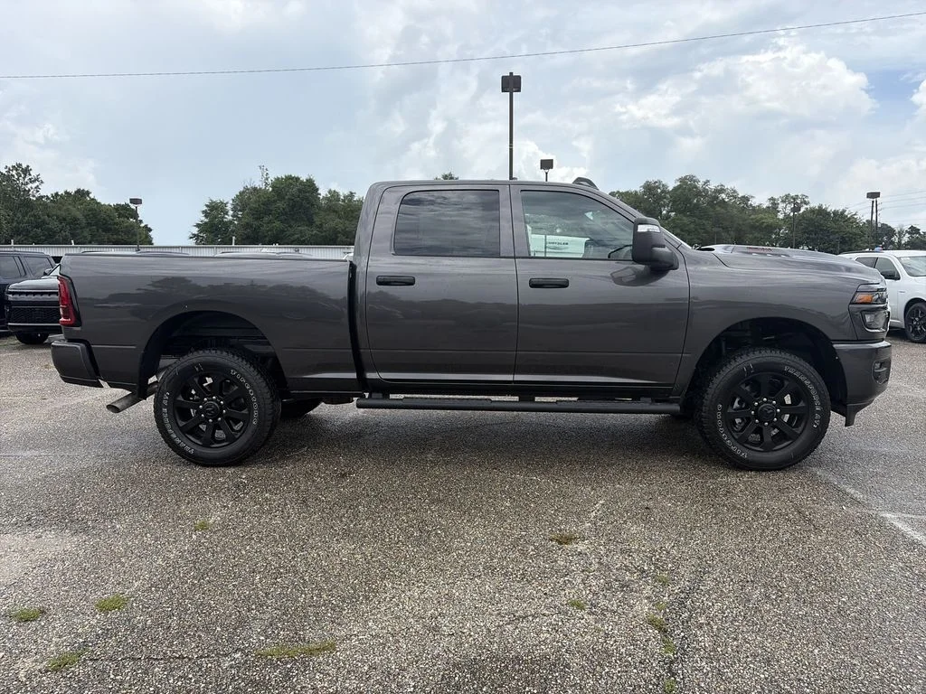 New 2026 Granite Crystal Metallic Clear-Coat Exterior Paint RAM Tradesman image 7