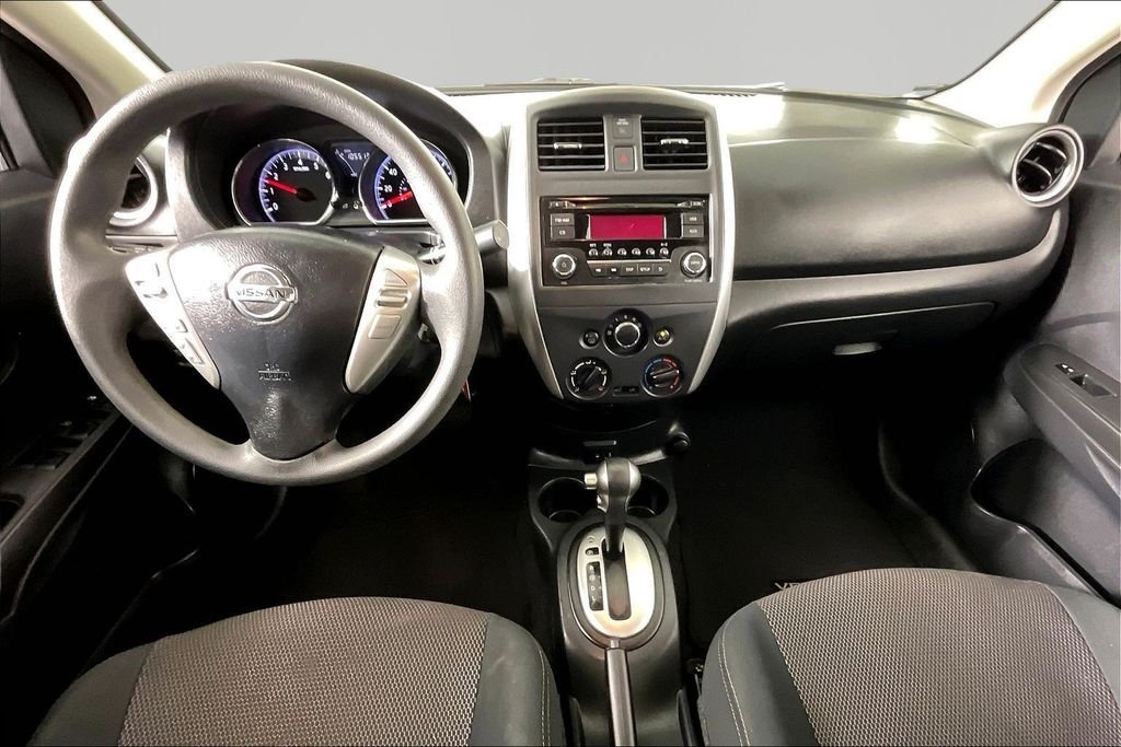 2017 Nissan Versa Sedan SV - Photo 7