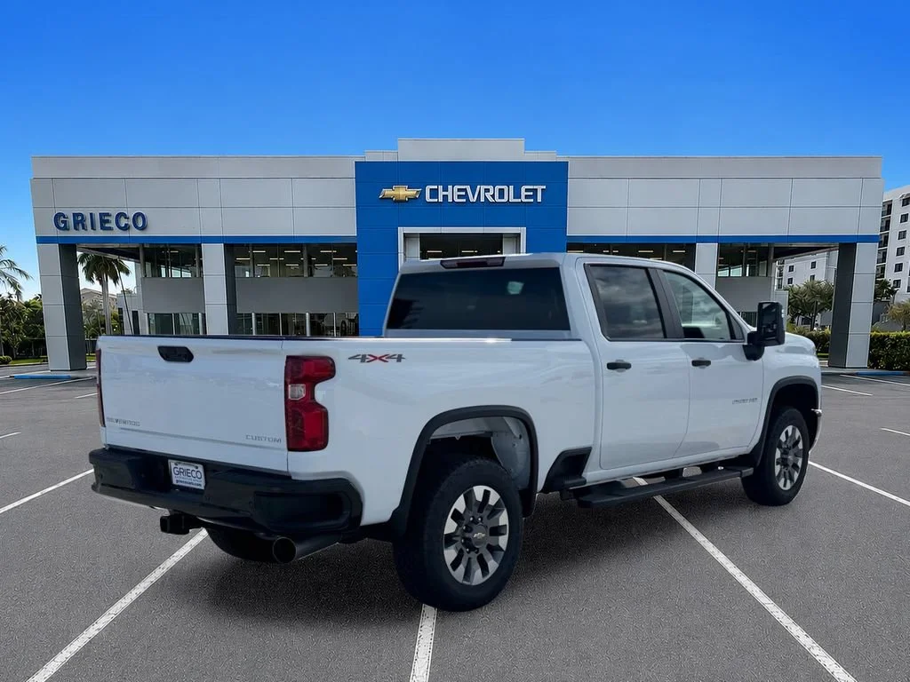 New 2026 Summit White Chevrolet Custom image 7