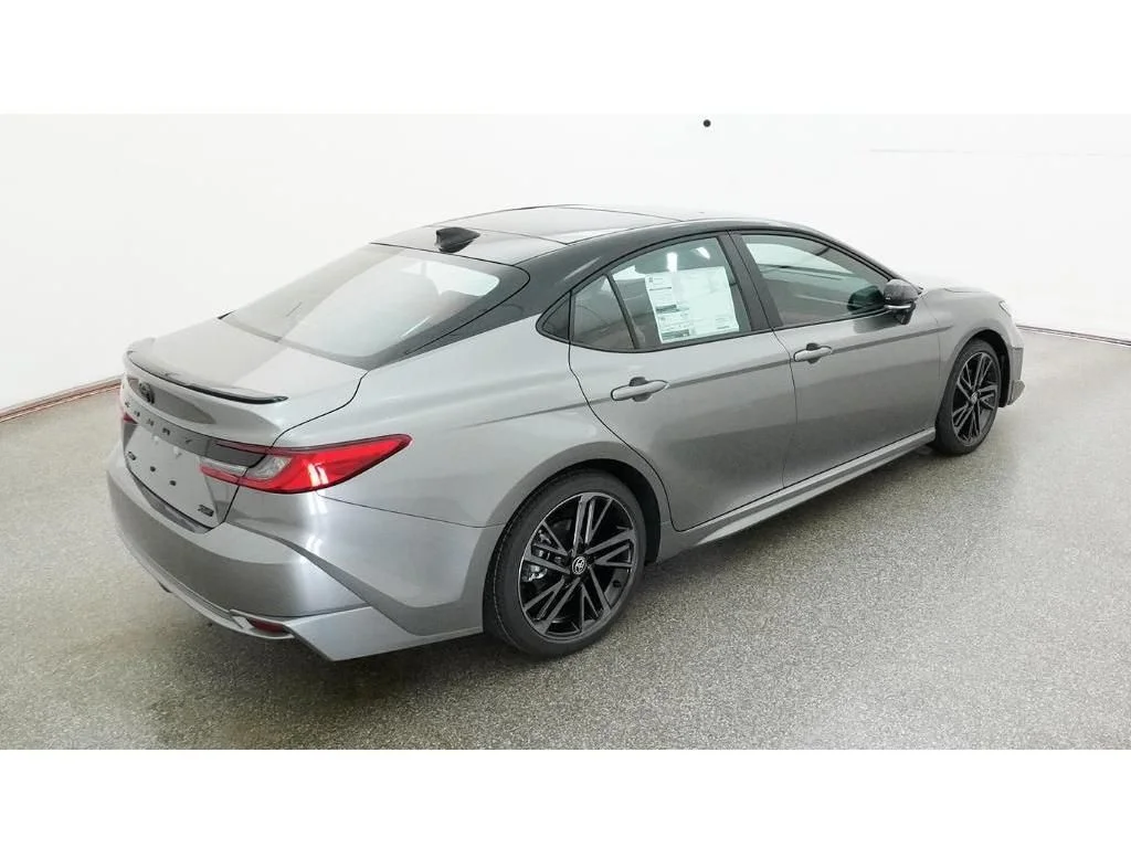 New 2026 Heavy Metal with Midnight Black Metallic roof Toyota XSE image 31