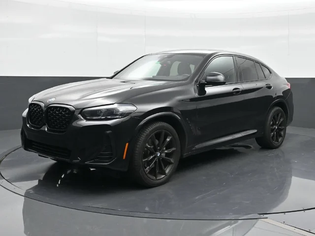 2025 BMW X4 xDrive30i