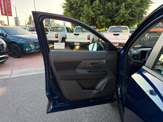 New 2027 Deep Blue Pearl Nissan S image 13