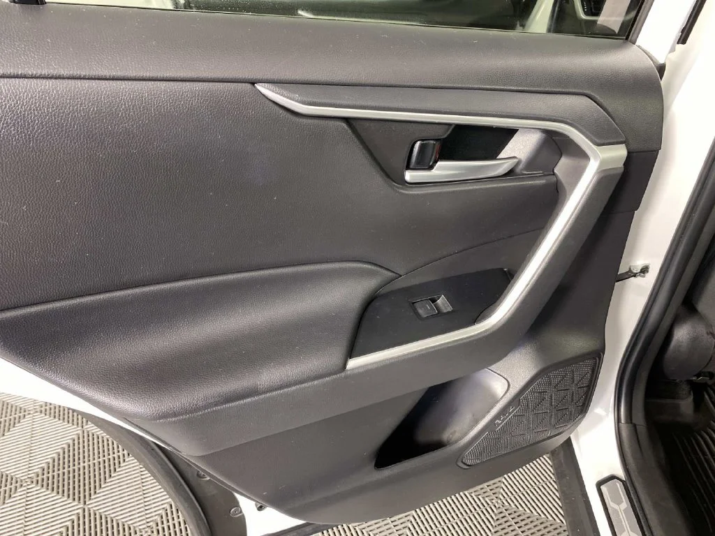 Used 2024 Pearl Toyota SE image 26