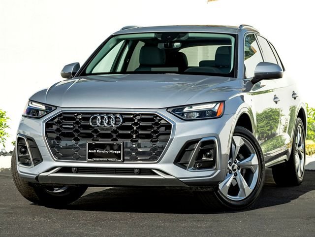 2022 Audi Q5 45 Premium Plus's photo