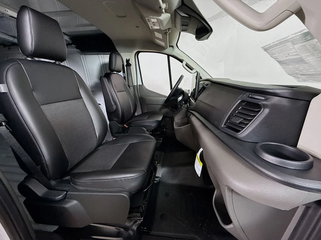 New 2026 Oxford White Ford Cargo Van image 24