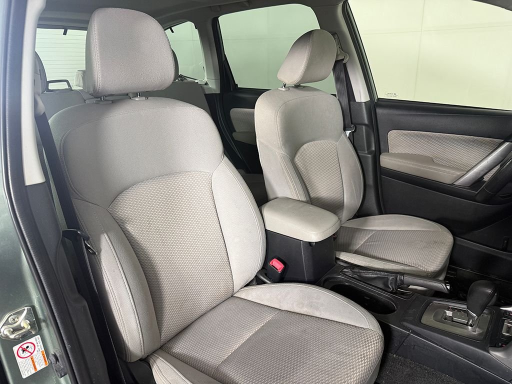 Used 2018 Green Subaru 2.5i Premium image 27
