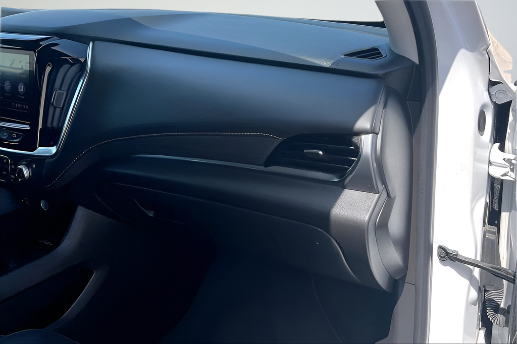 Used 2021 Beige Chevrolet Premier image 20