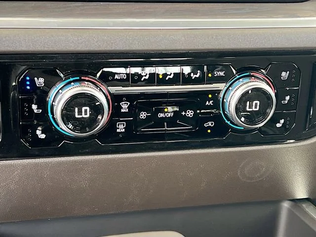2026 GMC Sierra 1500 SLT - Photo 11