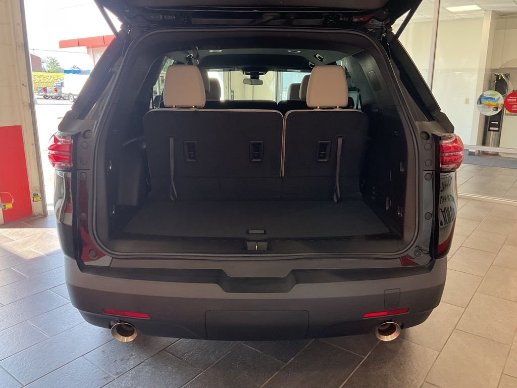 Used 2023 Black Chevrolet LS image 10