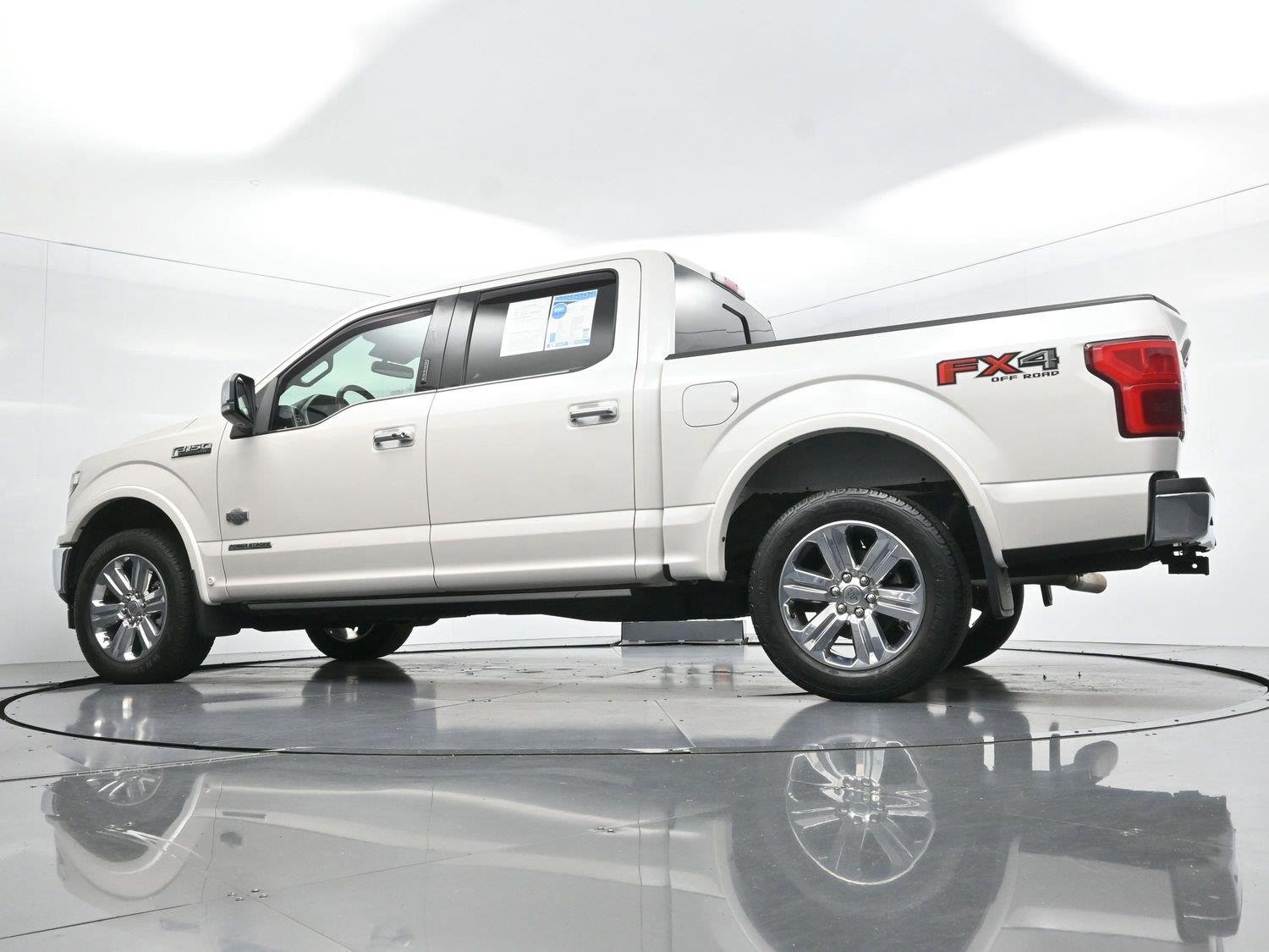 Used 2018 White Platinum Metallic Tricoat Ford XL image 58