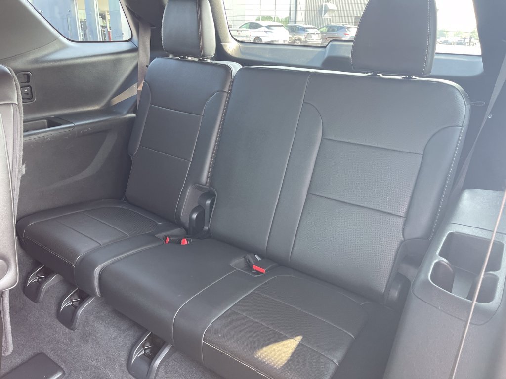 Used 2023 Gray Chevrolet Premier image 25