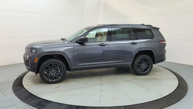 New 2026 Baltic Gray Metallic Clear-Coat Exterior Paint Jeep Summit image 5