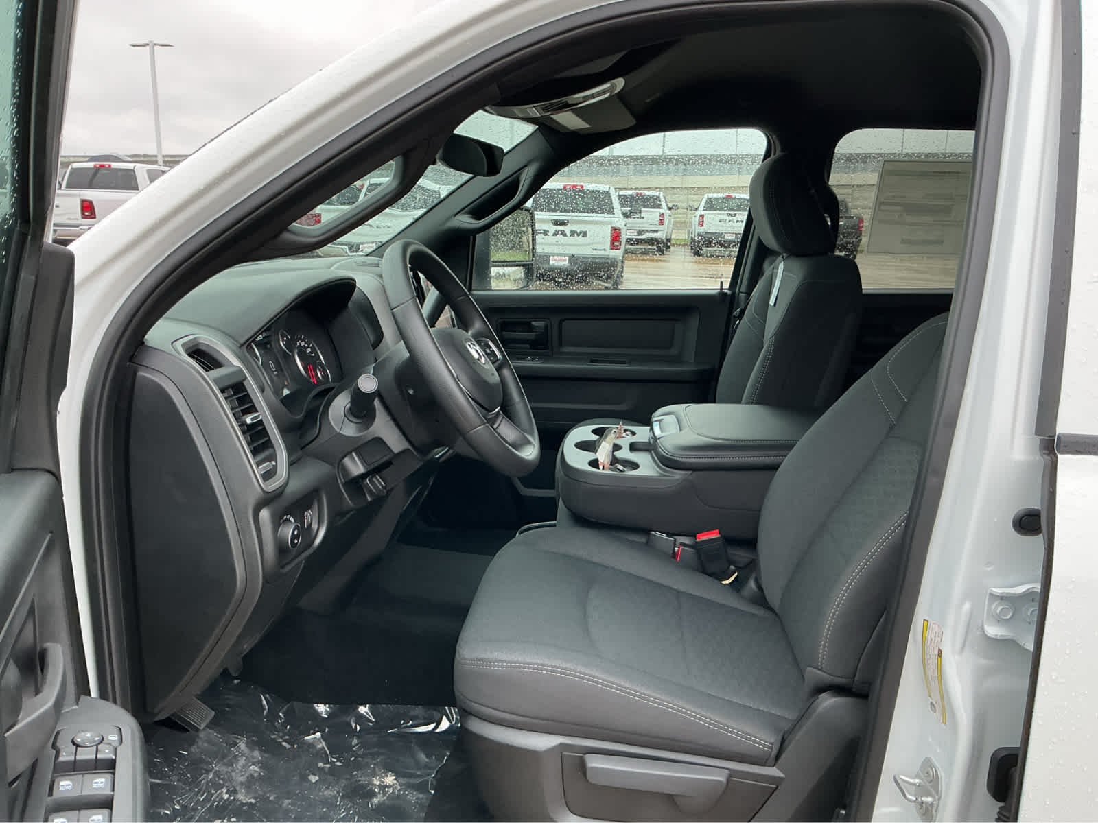 New 2026 Bright White Clearcoat Ram Tradesman image 15