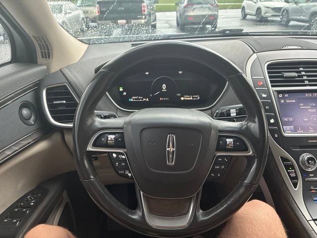 Used 2020 White Lincoln Reserve image 5