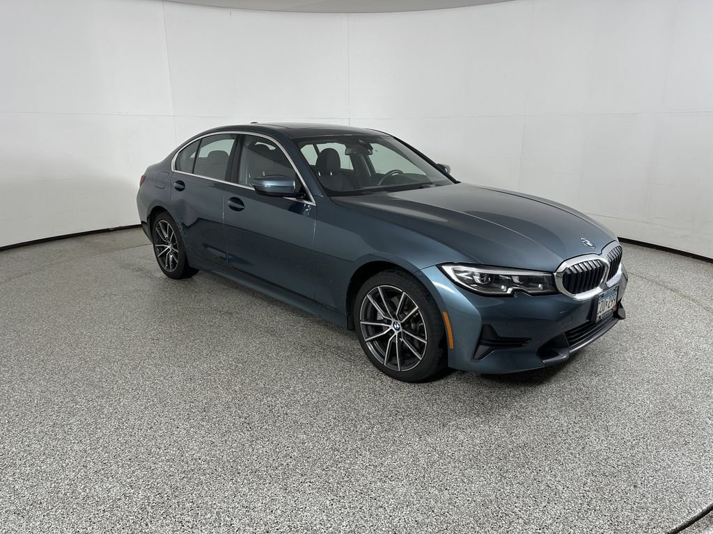 Used 2019 Blue Ridge Mountain Metallic BMW 330i xDrive image 4
