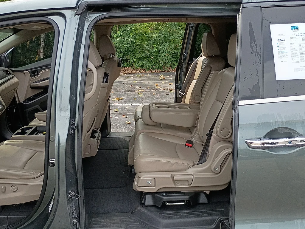 Certified Used 2019 GRAY Honda EX-L w/Navi w/RES image 13