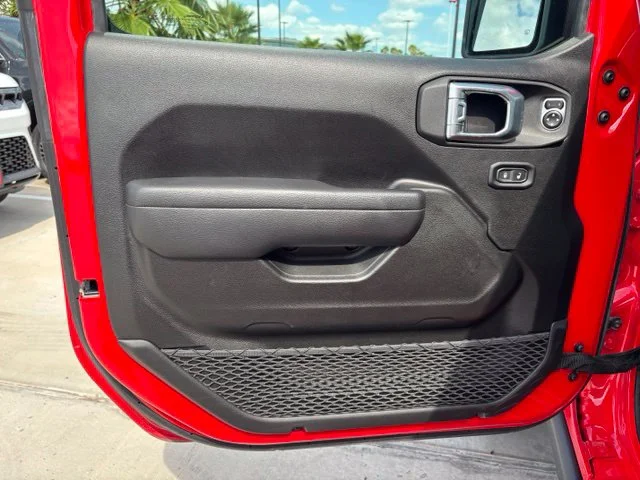Used 2025 Red Jeep Nighthawk image 8